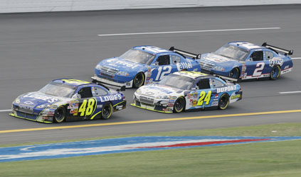 Nextel, Talladega: strepitoso Gordon, Villeneuve ok